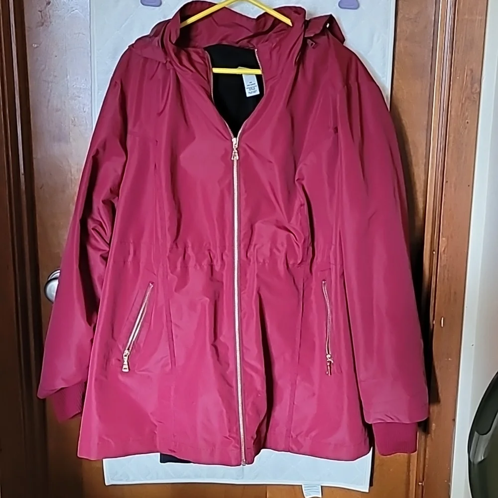 Winter jacket - Picture 1 of 6